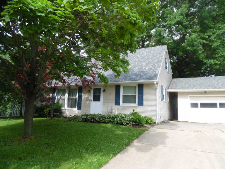 2378 Anderson Road Summit Housing