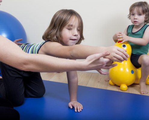 Chiropractic Adjustments Shown to Reverse Autism in Three-Year old Girl - Health Council Chiropractic Adjustments Shown to Reverse Autism in Three-Year old Girl - Health Council
