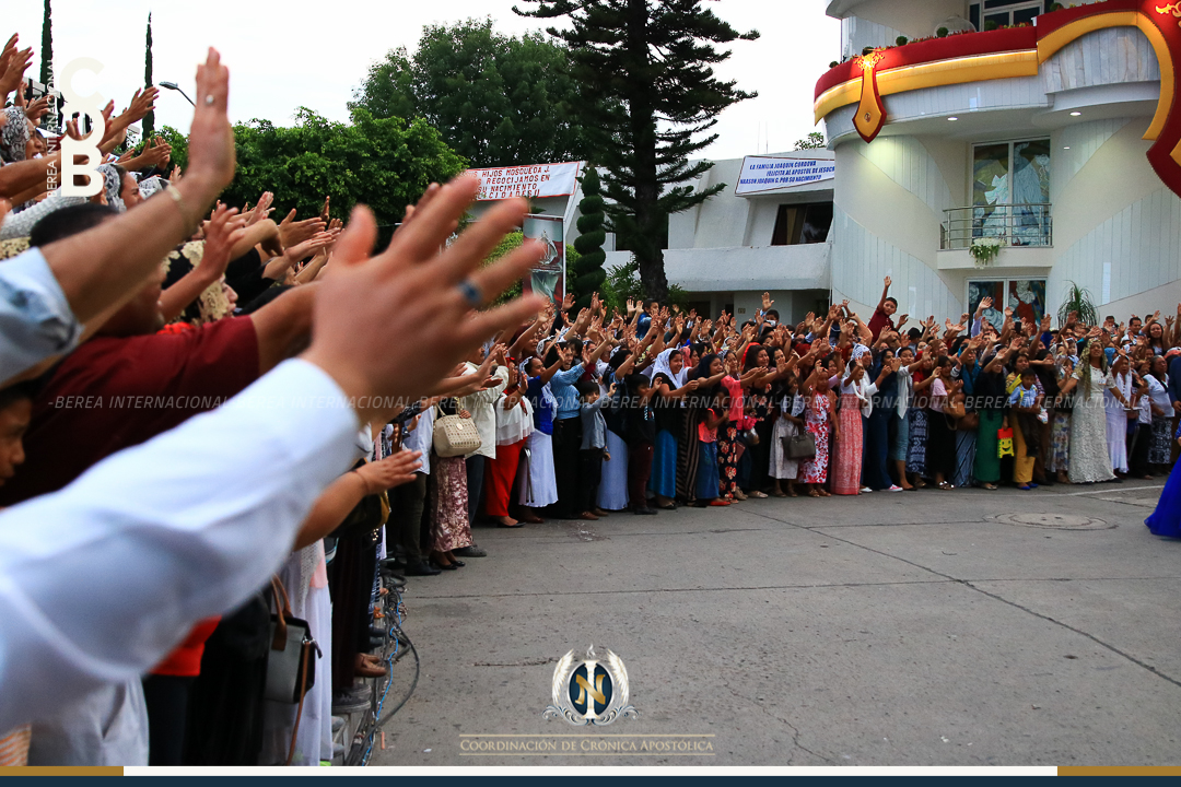 Celebra la Iglesia del Señor al Apóstol de class=