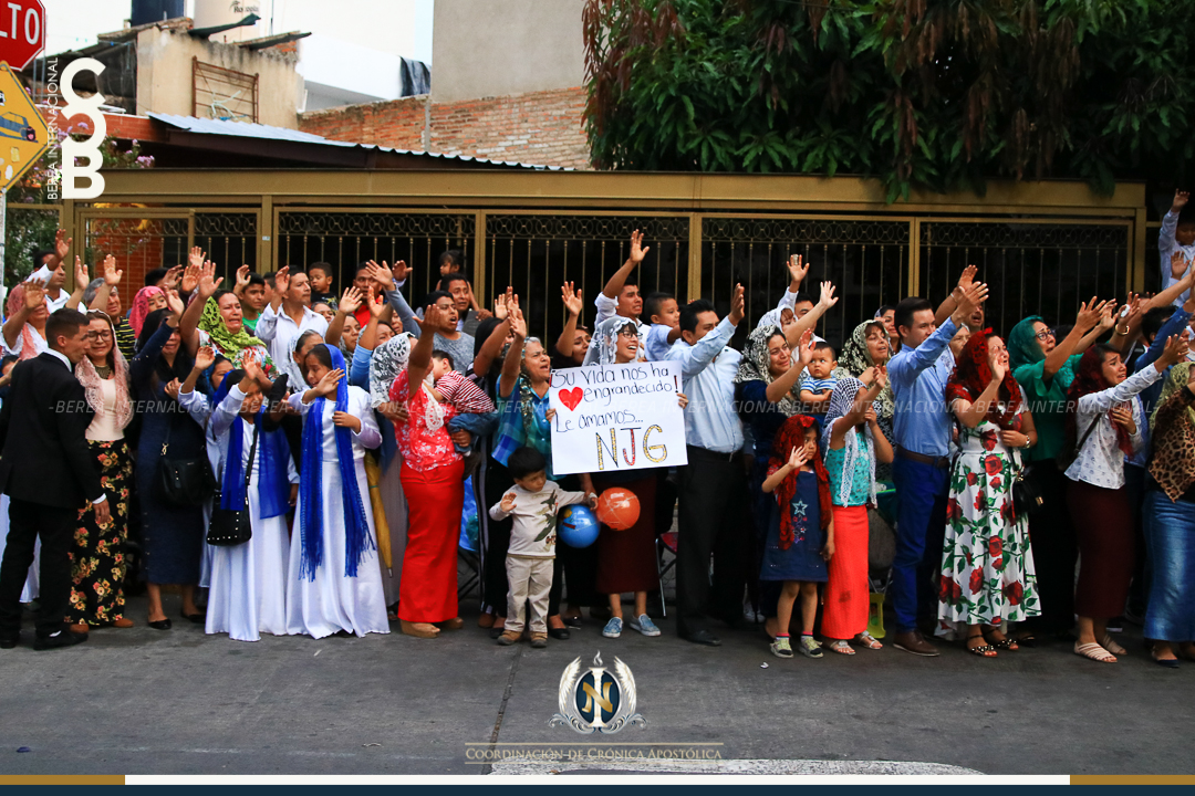 Celebra la Iglesia del Señor al Apóstol de class=