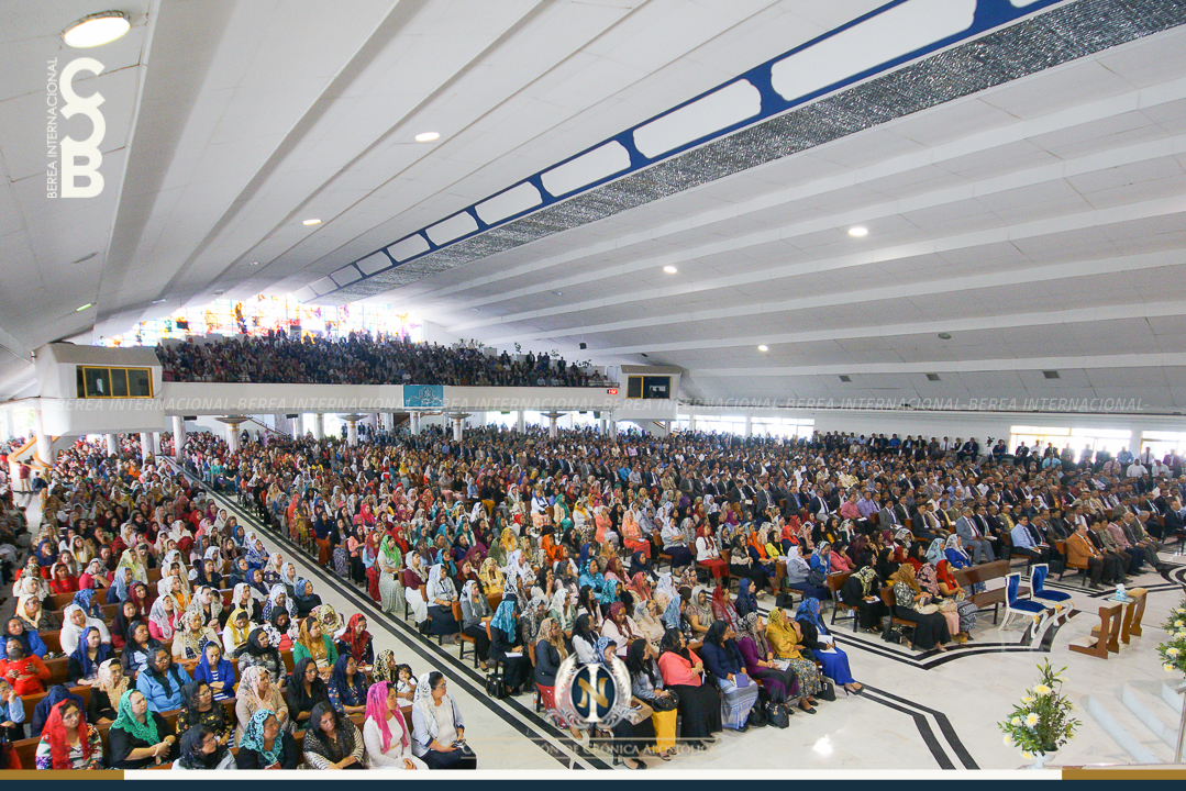 Presentación del Apóstol de Jesucristo en colonia class=