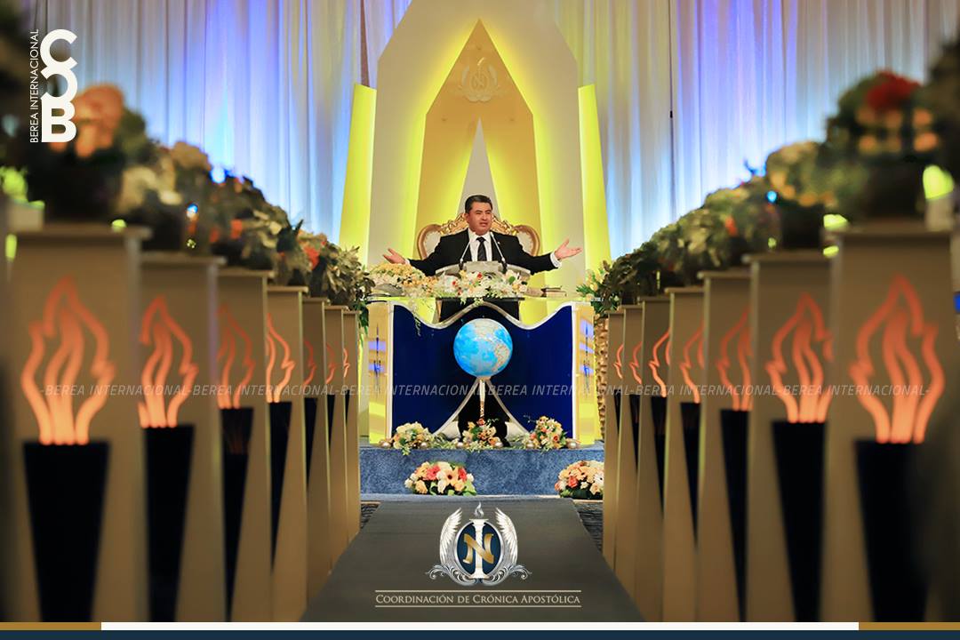 Una nueva etapa de Evangelización abre el Apóstol de Jesucristo desde Seattle class=