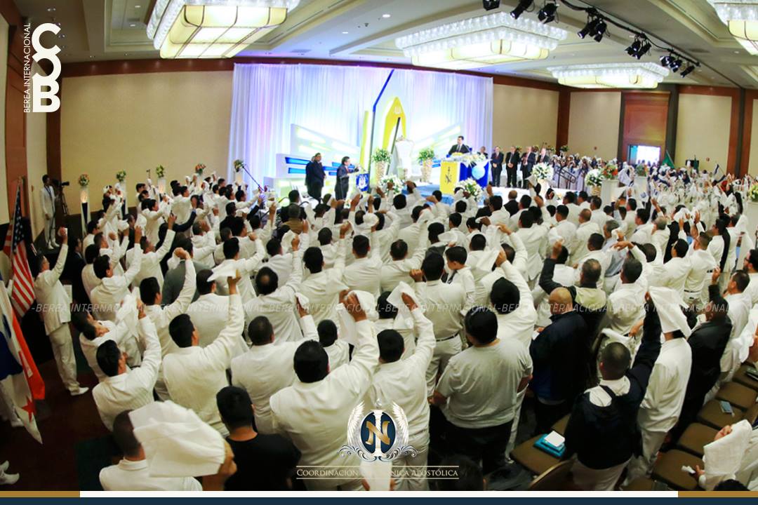 Una nueva etapa de Evangelización abre el Apóstol de Jesucristo desde Seattle class=
