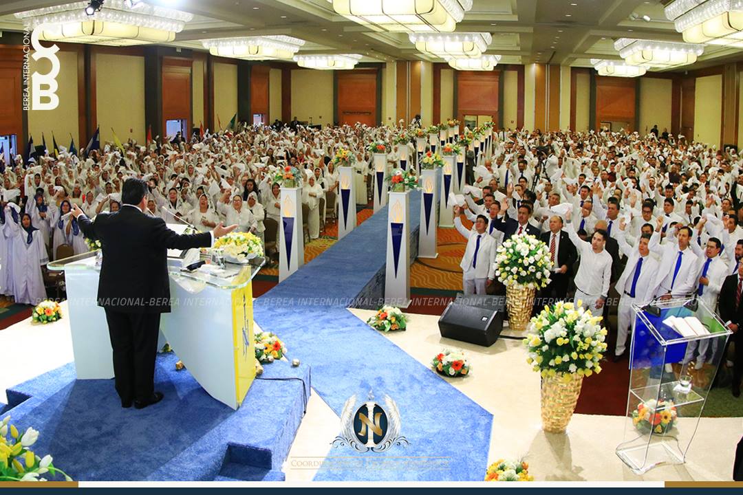 Una nueva etapa de Evangelización abre el Apóstol de Jesucristo desde Seattle class=