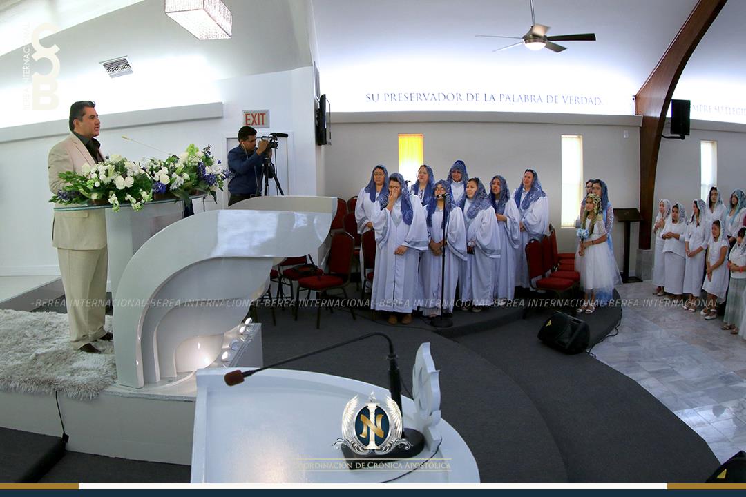 El Apóstol Naasón Joaquín visita la Iglesia de Avondale, class=