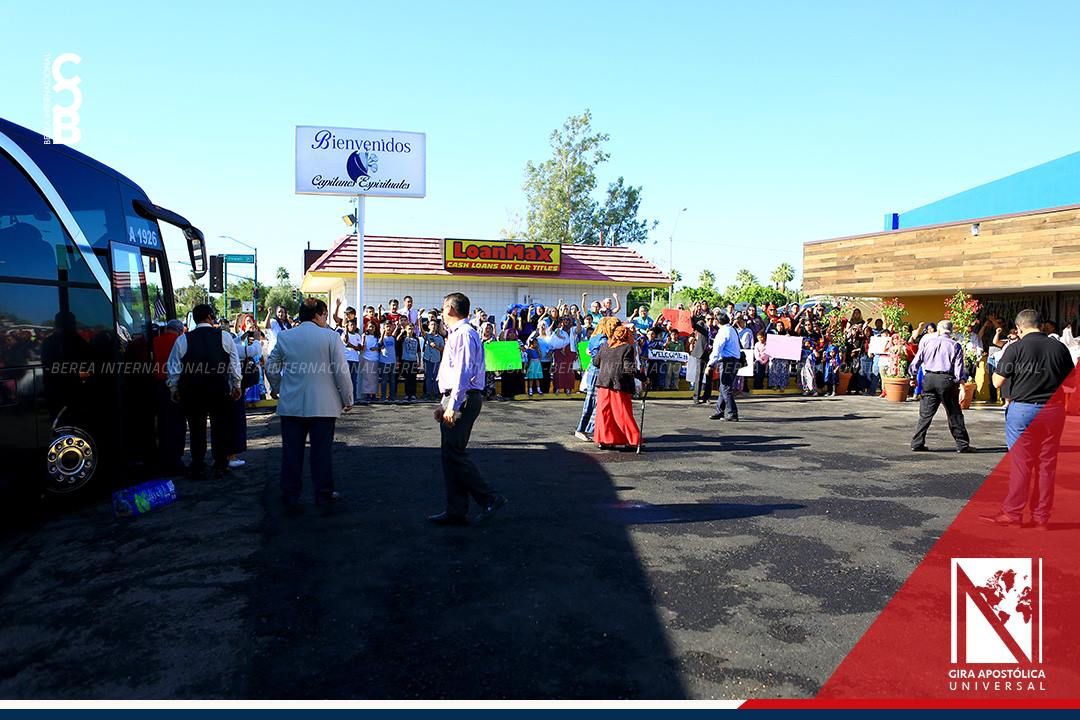 Los capitanes espirituales arriban a Phoenix, Arizona class=