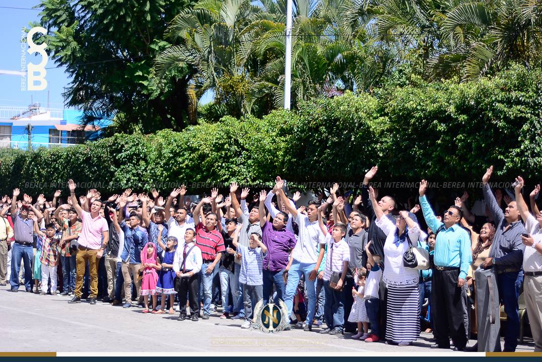«La gloria de nuestra Iglesia, que es la Santa Cena, ya está a la puerta»: mensaje apostólico en la colonia class=
