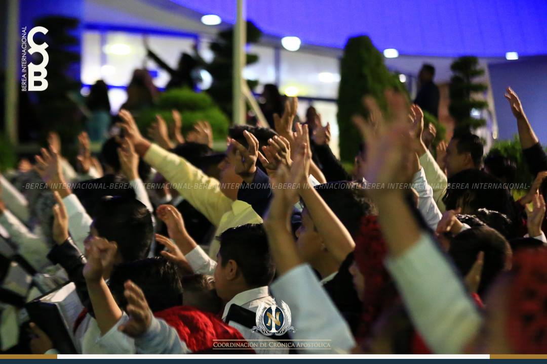 «La gratitud a Dios: uno de los principales valores de nuestra Iglesia»: Apóstol Naasón class=