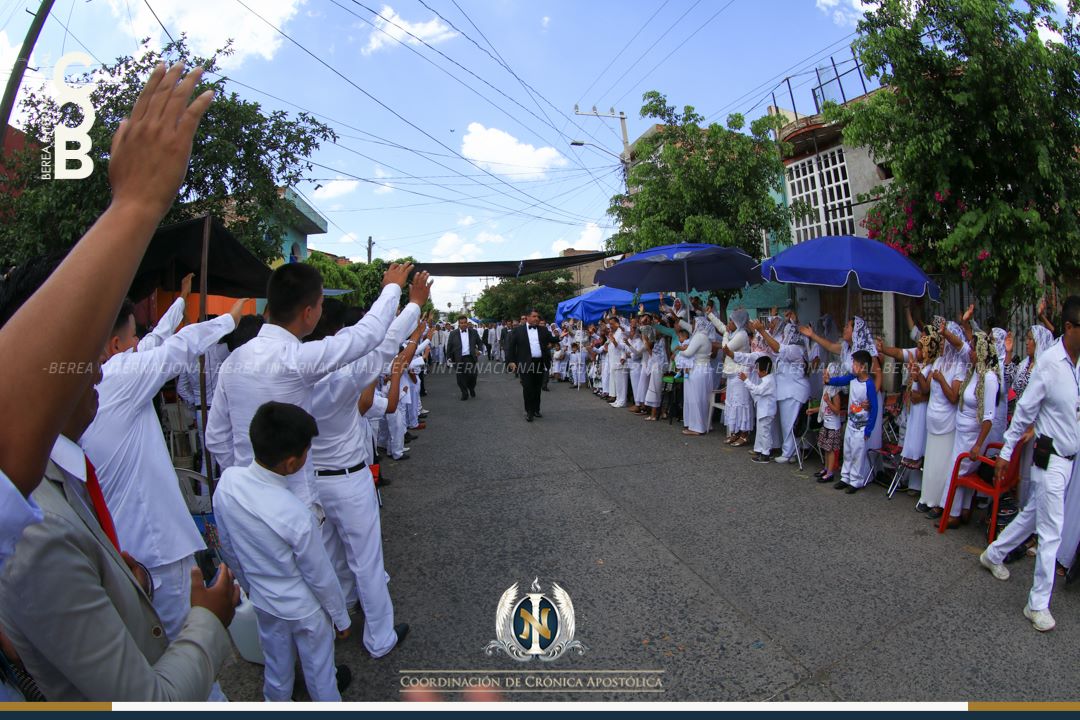Celebración de la Santa Cena class=