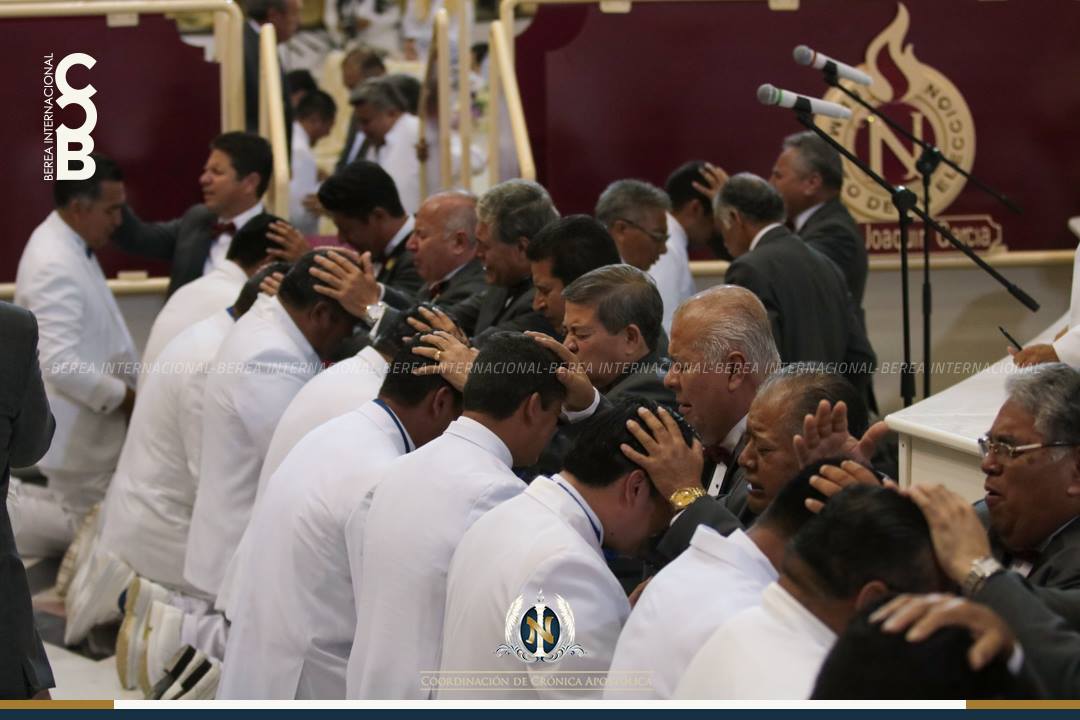 la-luz-del-mundo-celebracion-santa-cena-15