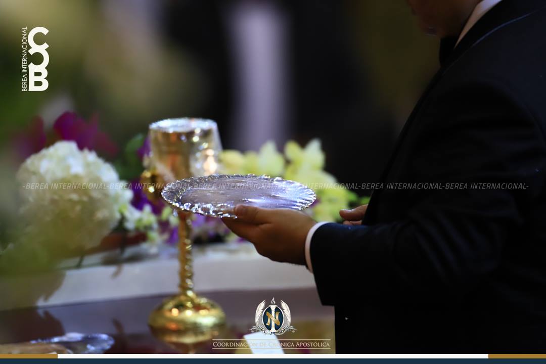la-luz-del-mundo-celebracion-santa-cena-16