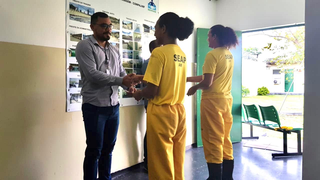 Amazonas adota uso do nome social no sistema prisional