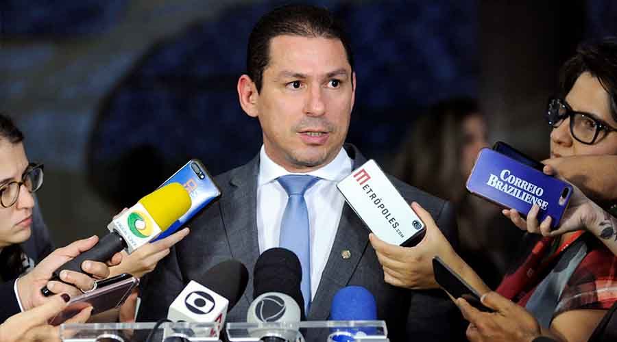 UOL diz que Marcelo Ramos é 'ex-comunista da confiança de Maia' e que se destaca em Brasília