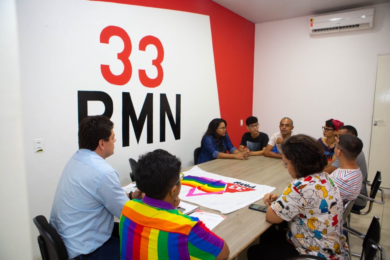 PMN-AM assina portaria que reserva vagas para candidatos LGBTQ+