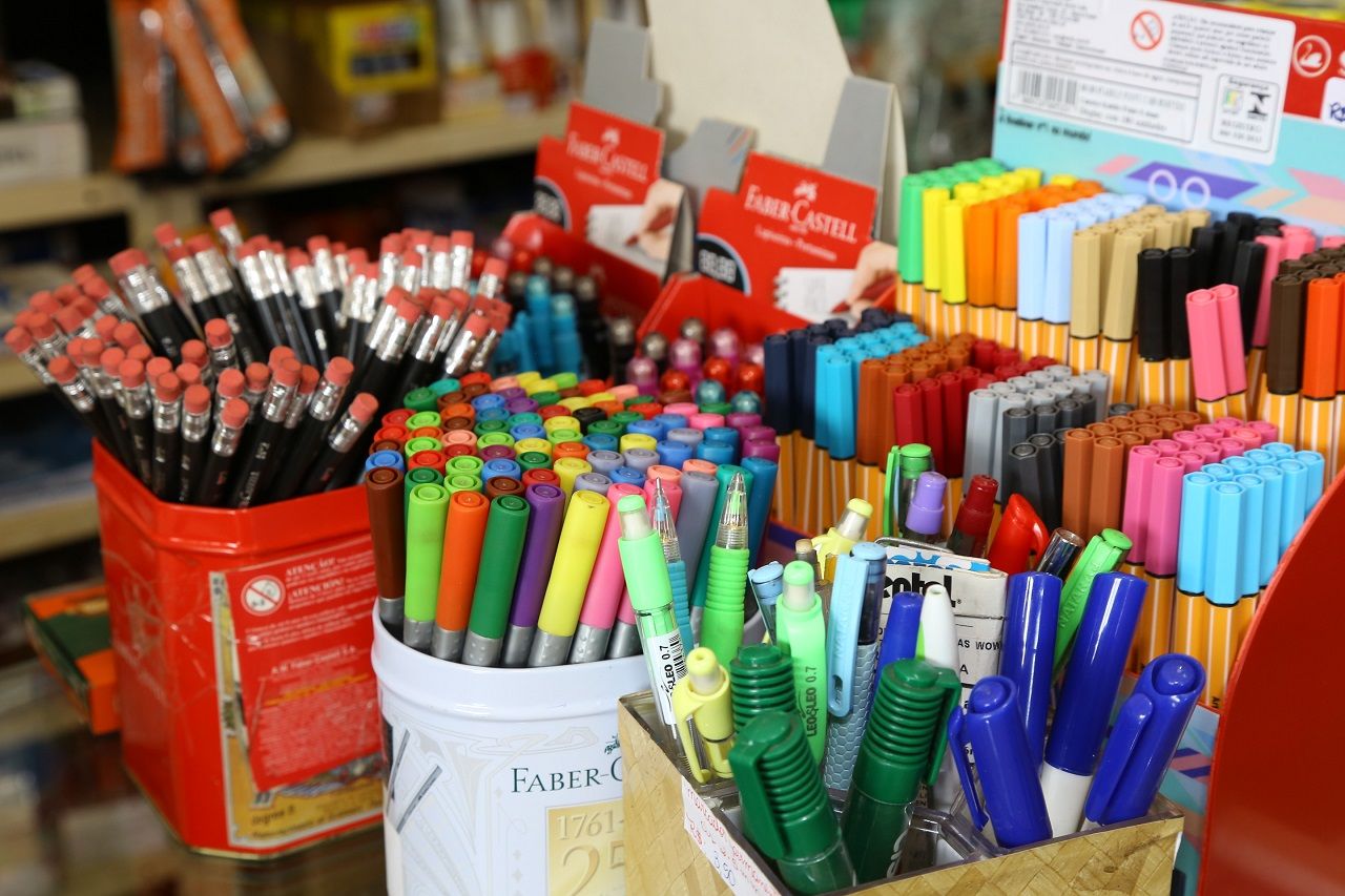 Manauaras podem ganhar até 15% de cashback na compra do material escolar