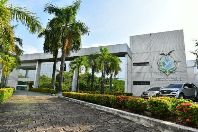 Amazonas economiza R$ 324 milhões em licitações no ano de 2019
