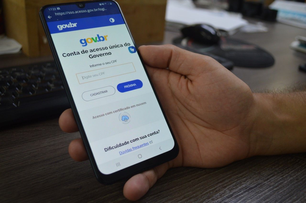 Carteira de trabalho digital entra em vigor hoje