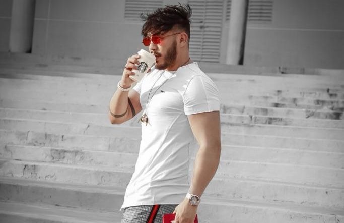 Amazonense lança canal no YouTube com dicas de moda masculina