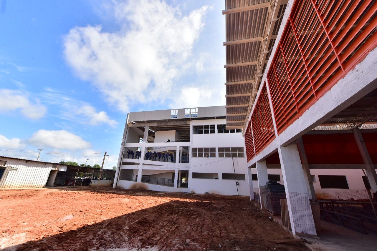 Amazonas investe R$ 1 milhão em revitalização de escolas no interior