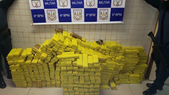 Carreta com uma tonelada de  maconha e que vinha para o Carnaval de Manaus é apreendida