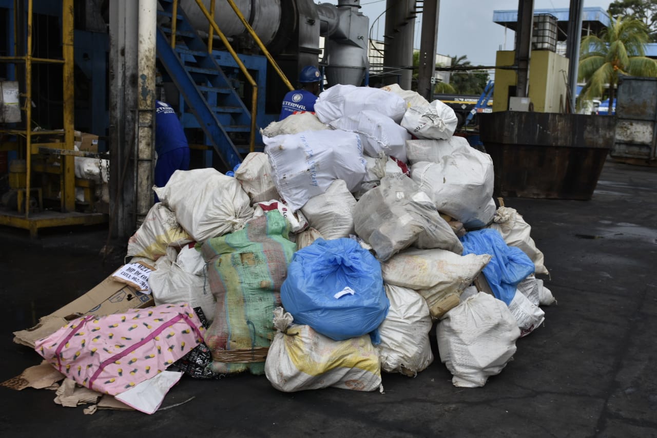 Mais de duas toneladas de drogas são incineradas em Manaus