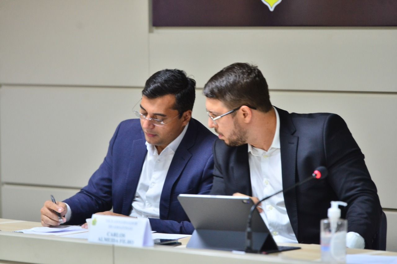 Comércio e serviços não essenciais permanecem fechados, diz Wilson