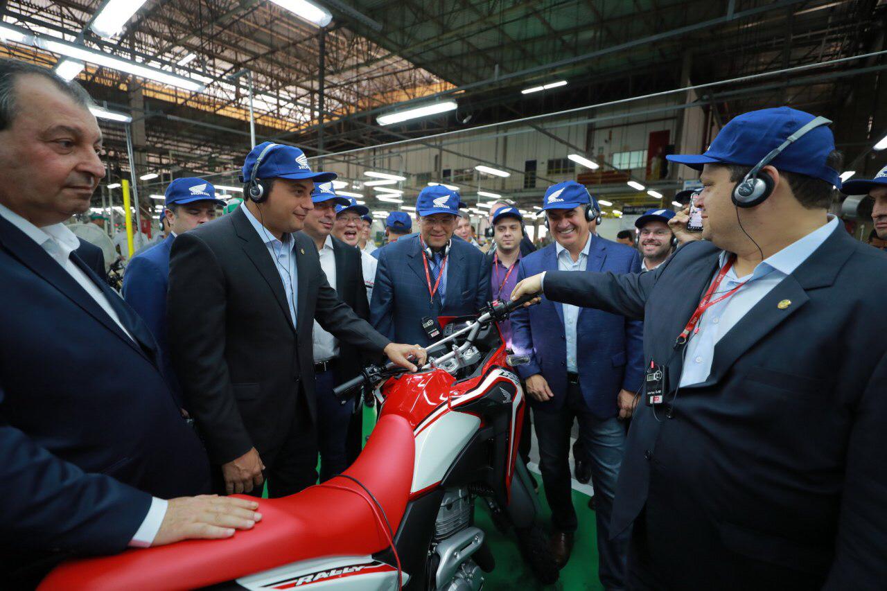 Presidente do Senado faz teste para coronavírus após deixar Manaus