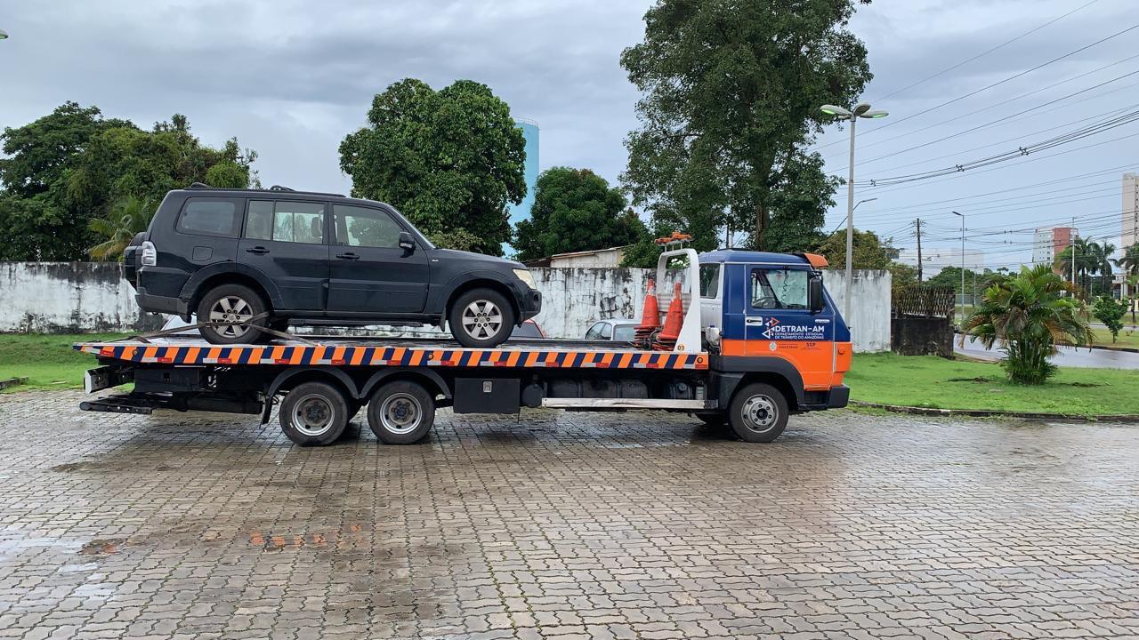 Empresário é detido pelo Detran-AM em carreata anti-isolamento