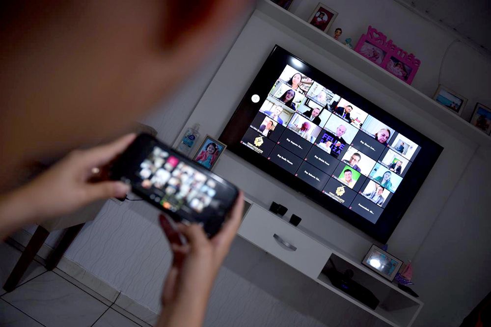 Dito & Feito - Rede de mentiras no tempo da Pandemia