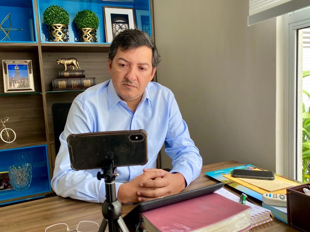 Felipe Souza relata subnotificação no número de casos da Covid-19