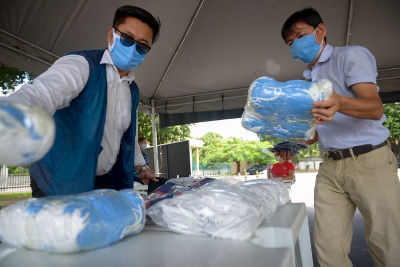 Prefeitura recebe doação de 4 mil máscaras de associação coreana