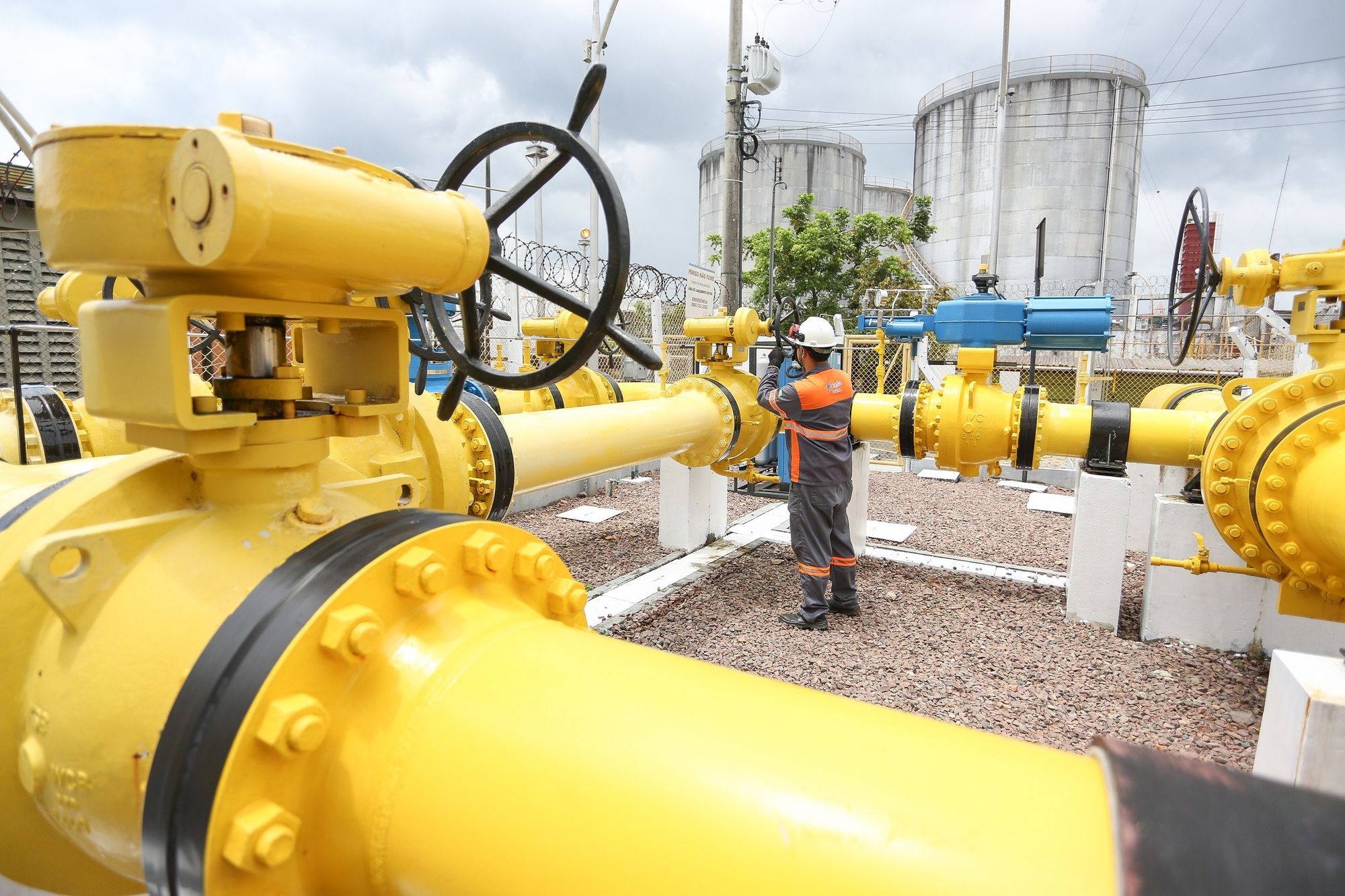 Governo e Cigás divulgam nota com ressalvas a projeto de Josué Neto