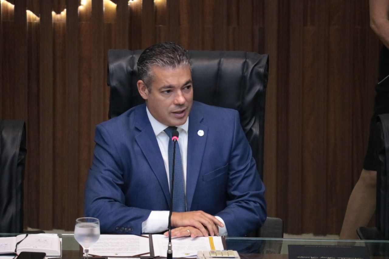 "Sou independente e vou processar autores de fake news", diz Josué