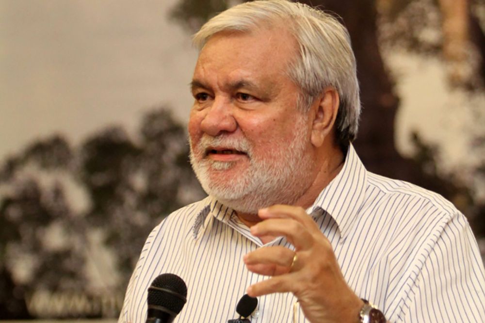 “A tentativa de usar cloroquina é um desespero de todos nós”