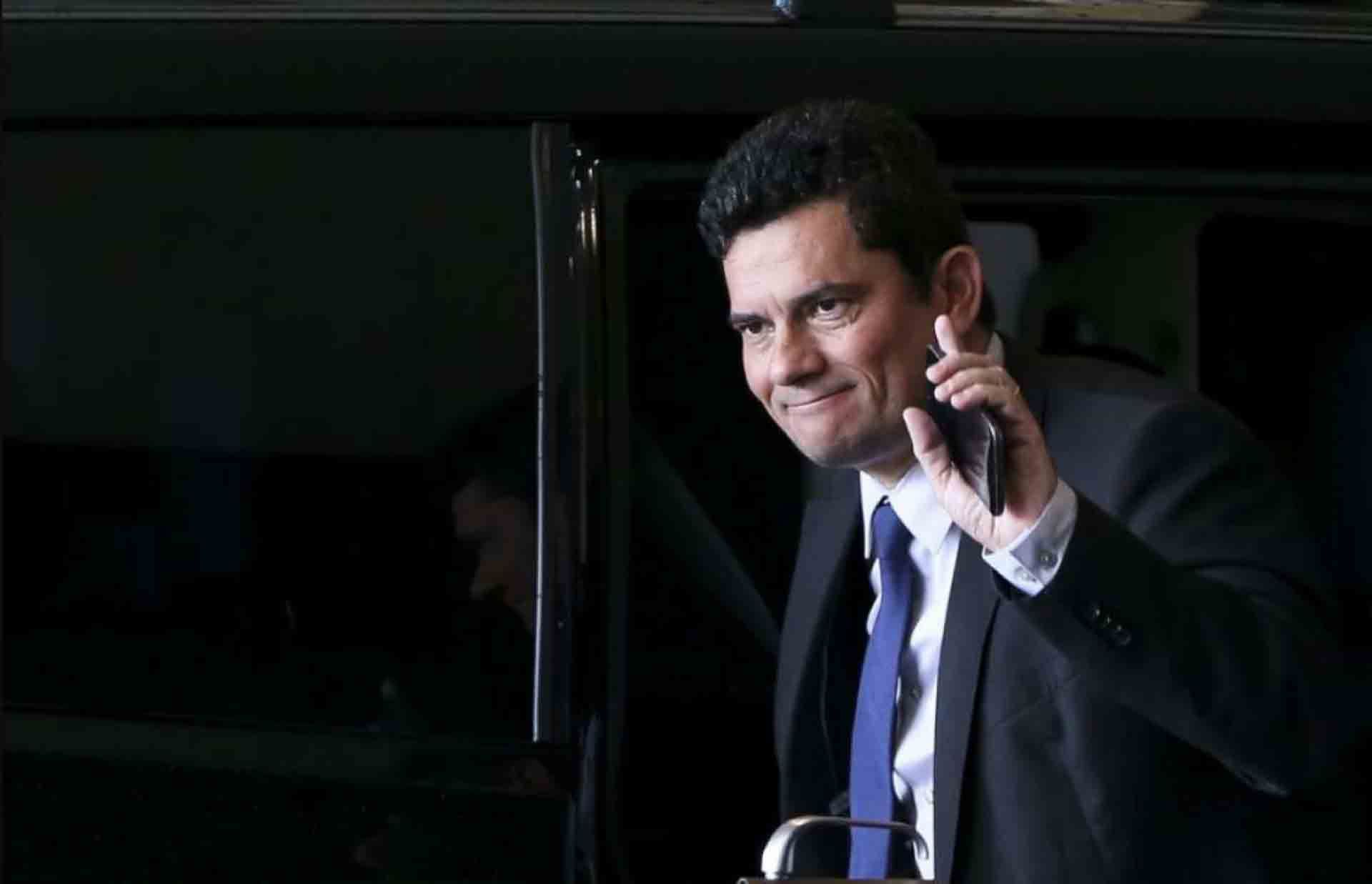 Moro diz que Bolsonaro assumiu que queria interferir em inquéritos da PF