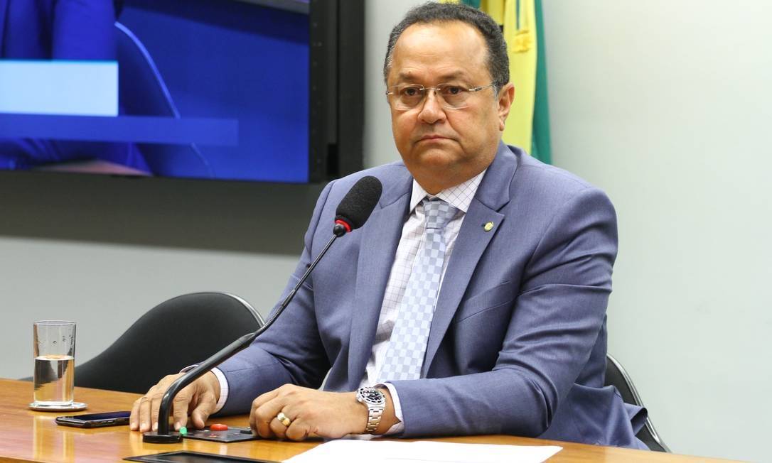 Silas Câmara testa positivo para coronavírus