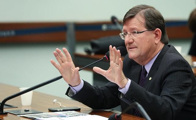 Zé Ricardo aguarda decisão do PT Nacional