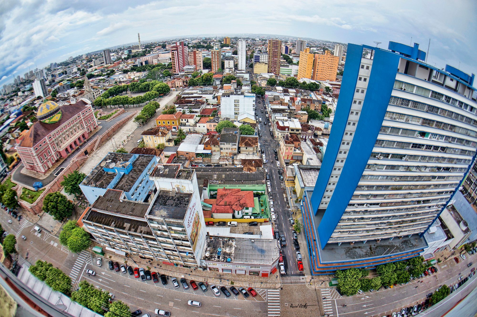 Confira o decreto de reabertura do comércio em Manaus