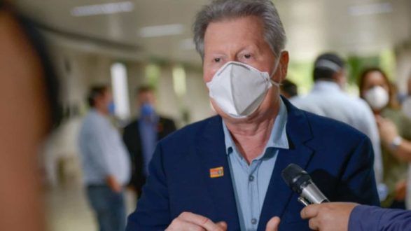 Arthur diz que não é hora de impeachments de Bolsonaro e Wilson Lima