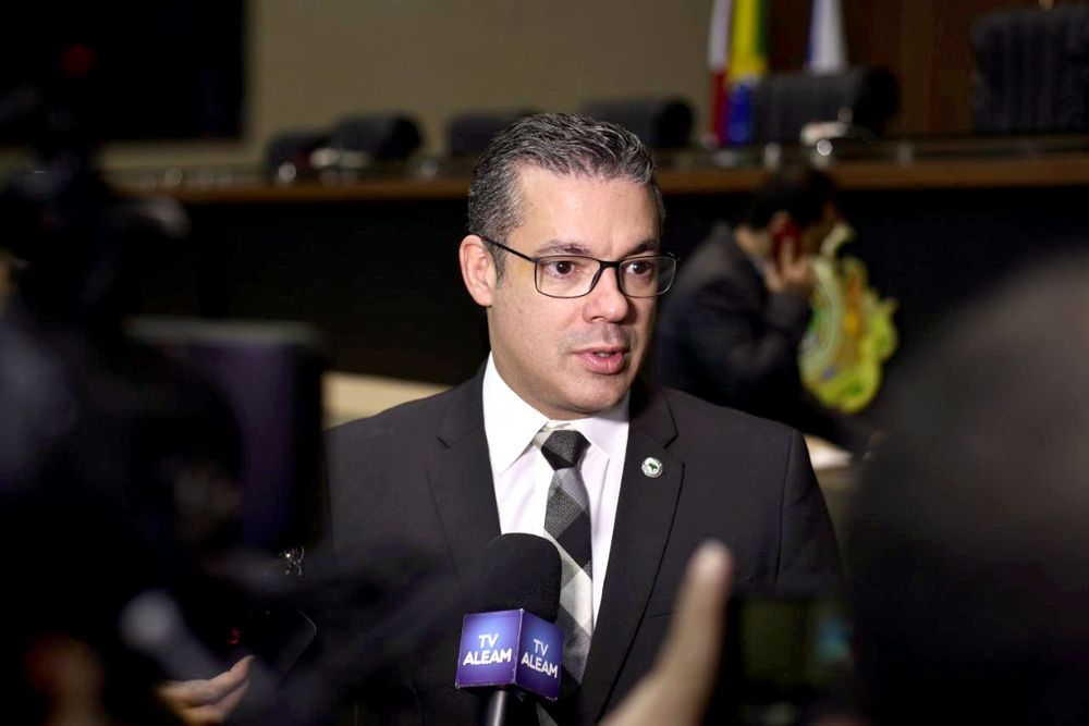 Josué volta a defender uso do Fundo Partidário no combate ao coronavírus