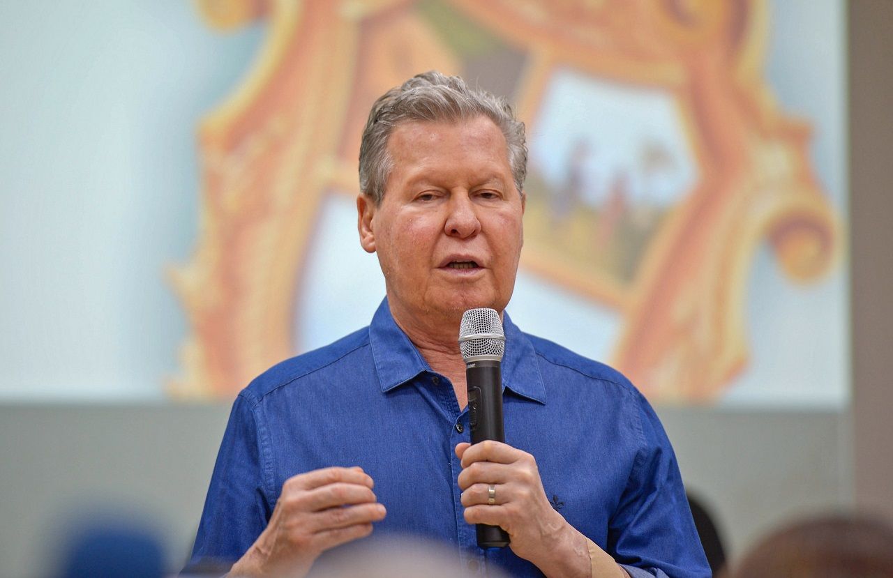 Arthur comemora decisão do Senado sobre MP de reitores biônicos