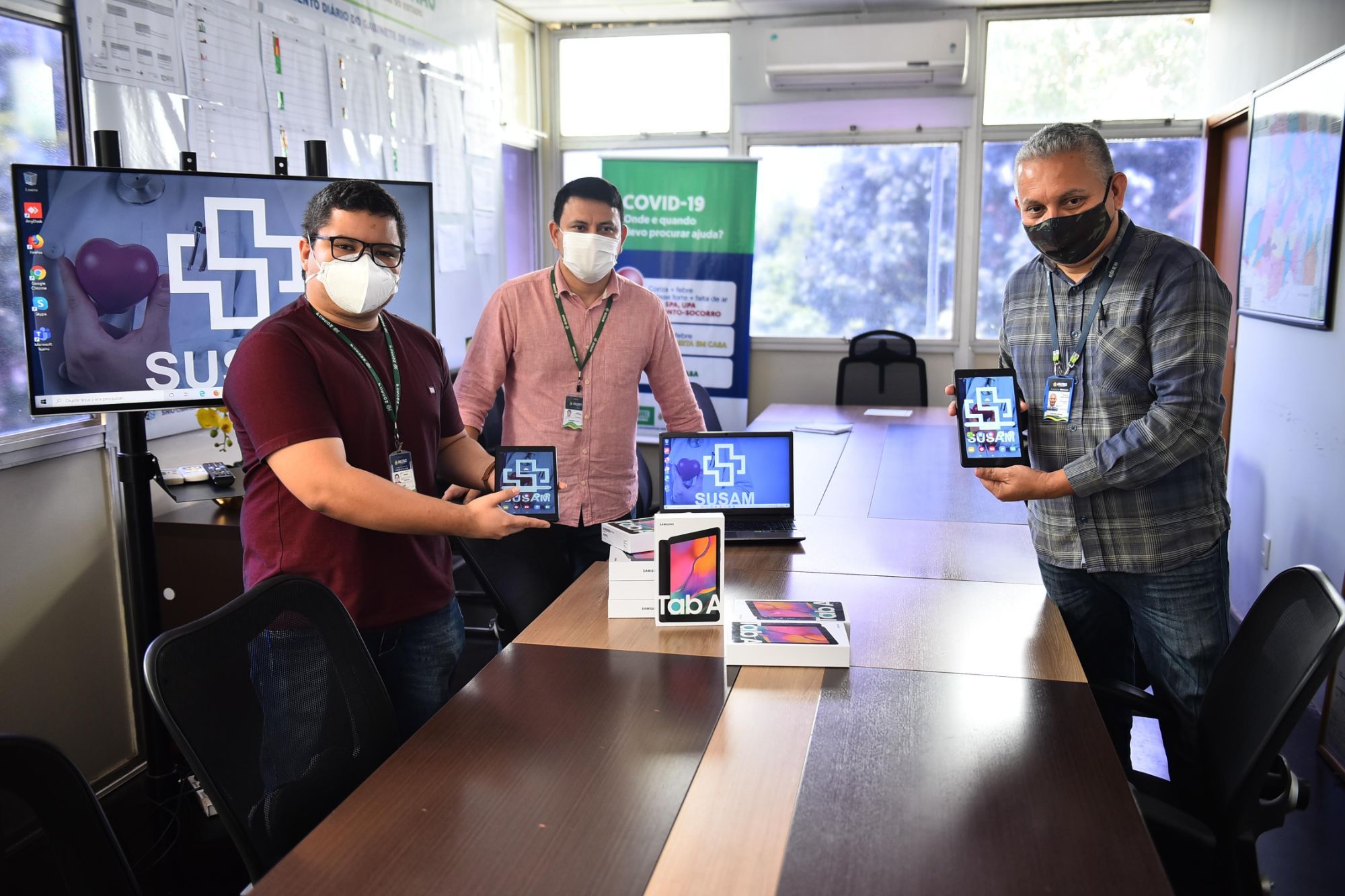 FCecon e FHemoam recebem tablets doados pela Samsung