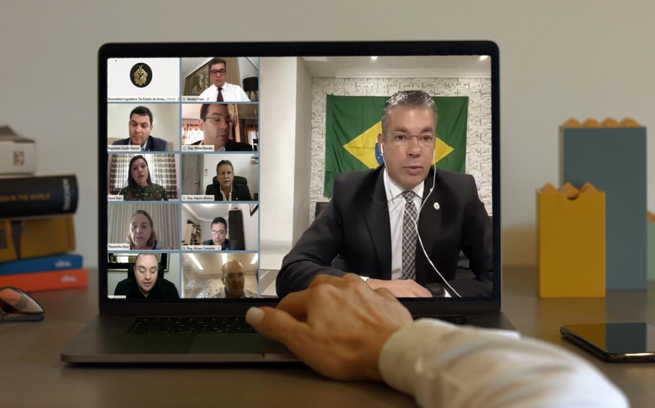 Josué diz que abre mão da Lei do Gás se Governo enviar novo projeto que põe fim ao monopólio