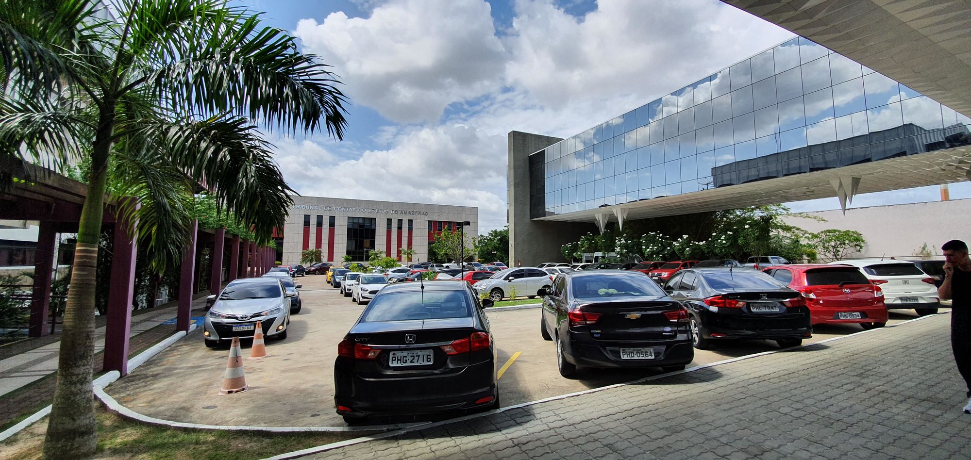 TCE-AM prorroga home office até 27 de julho