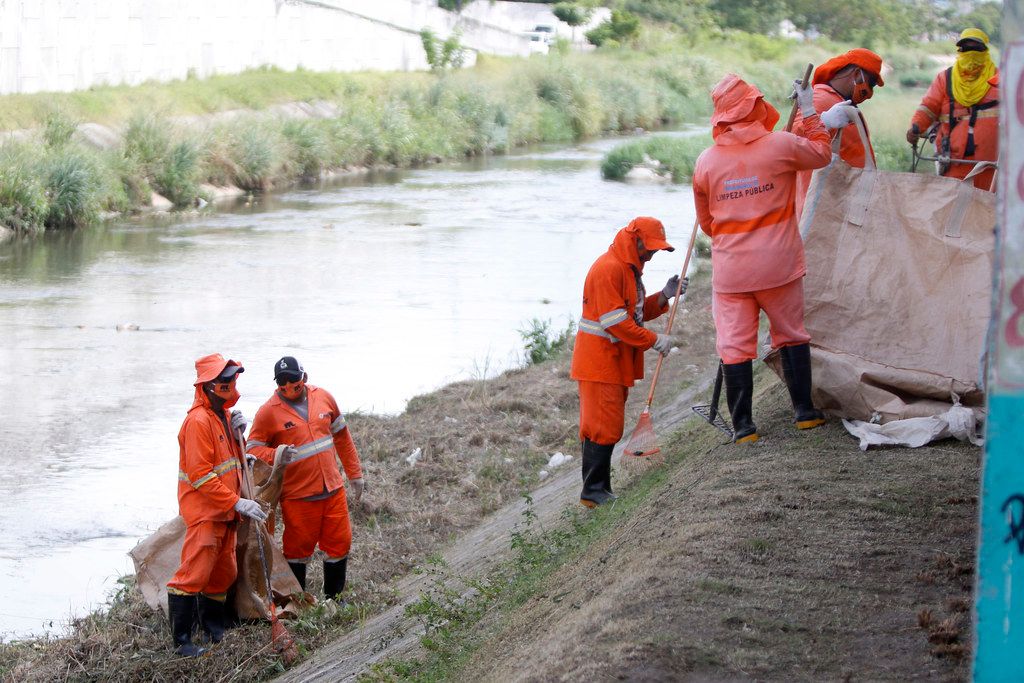 Igarapé do 40 recebe reforço na limpeza