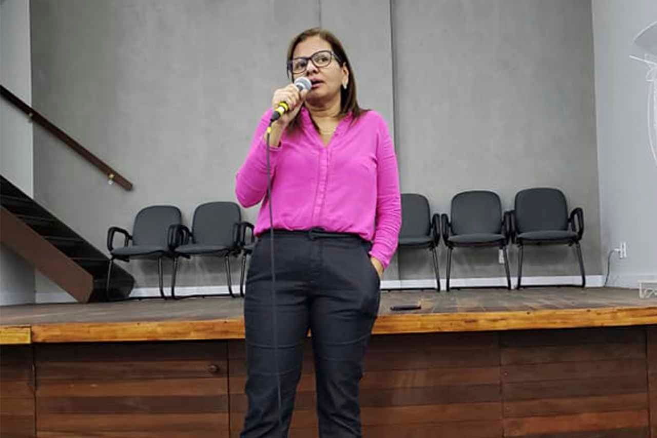 Cristiane Mota assume interinamente Secretaria de Comunicação