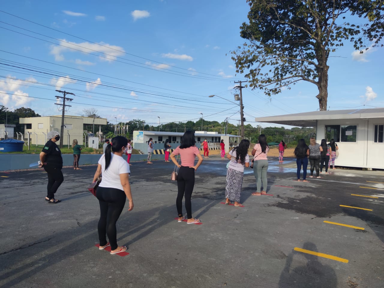 Entrada de visitantes do grupo de risco é autorizada nas unidades prisionais