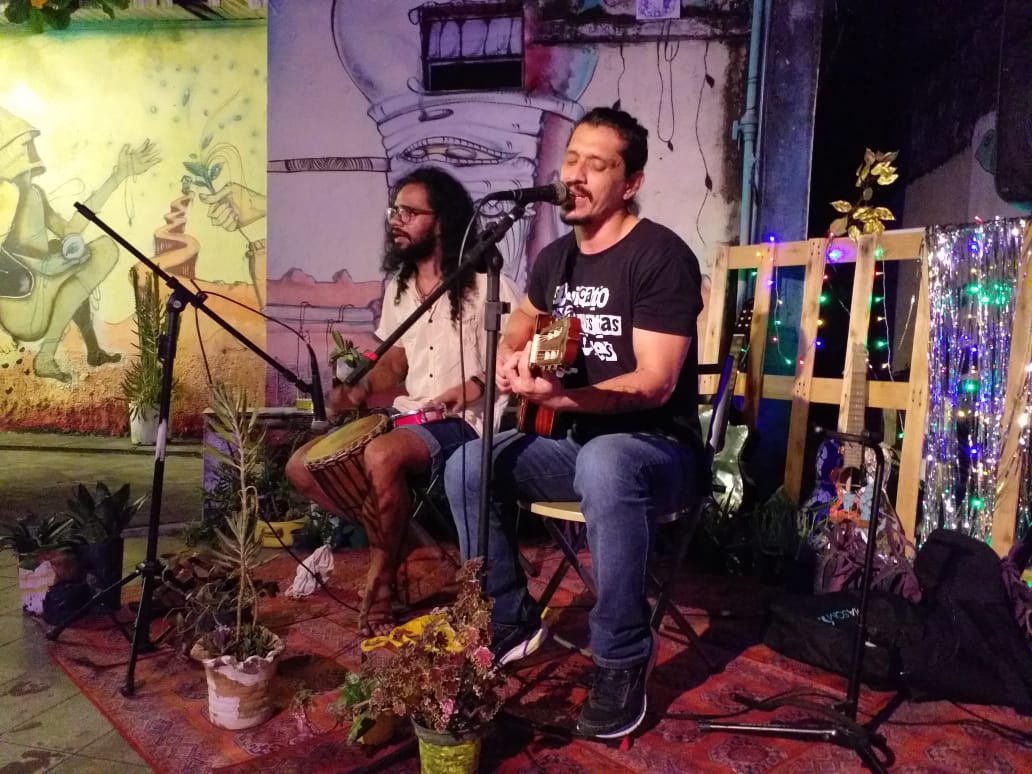 Sindicato dos Artistas Carentes faz live em prol da Vila Vagalume nesta sexta-feira