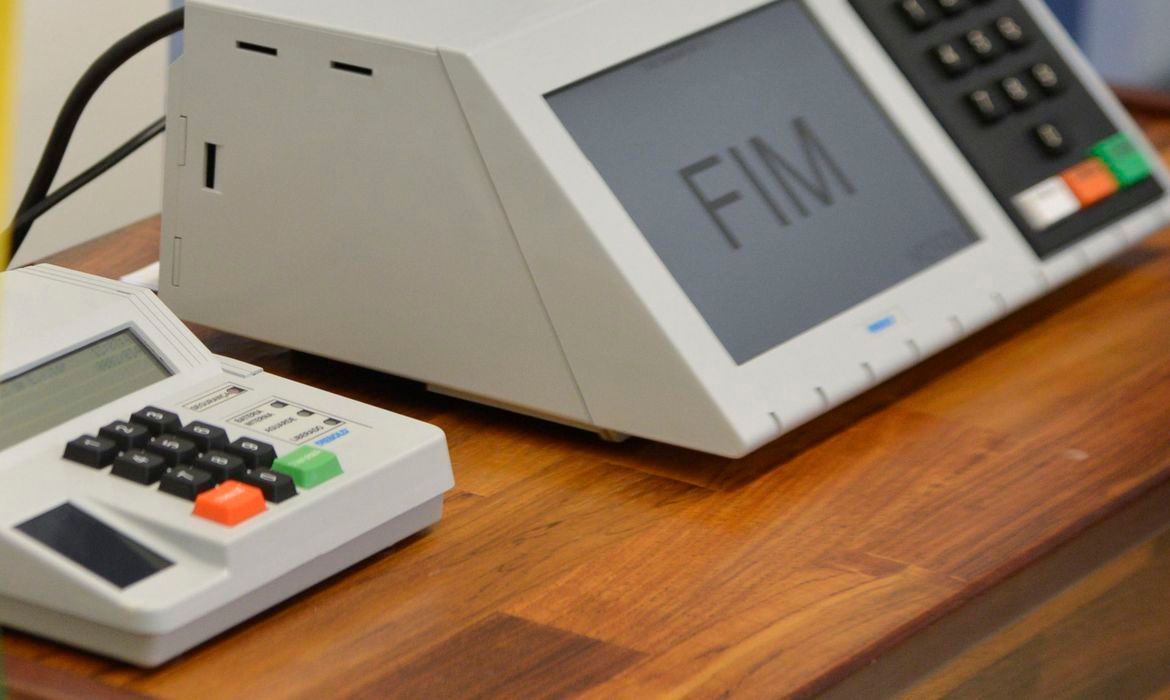 TSE comprará 180 mil urnas para eleições de 2022