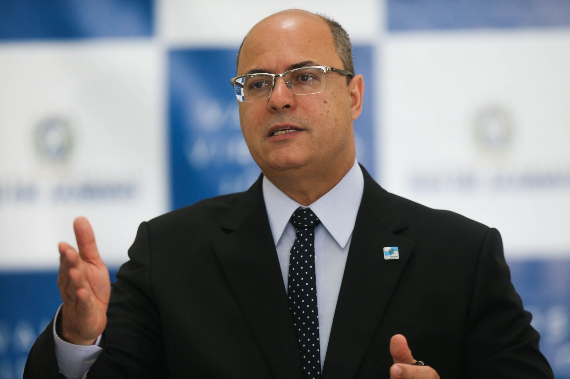 STJ determina afastamento de Witzel do cargo